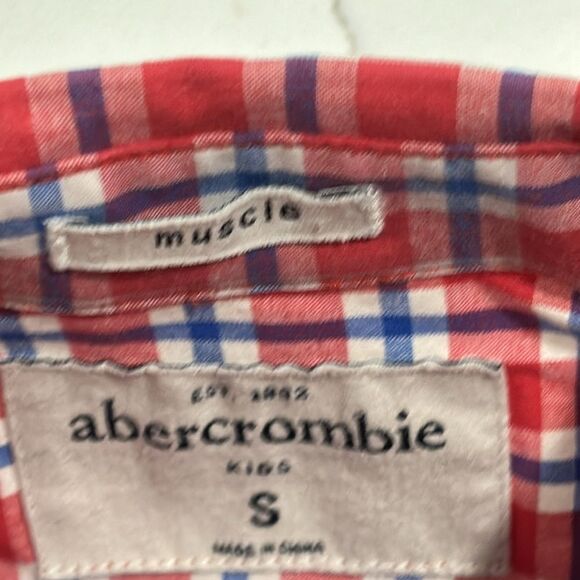 Abercrombie & Fitch | Boys Red Plaid Button Down Dress Shirt - Picture 7 of 8